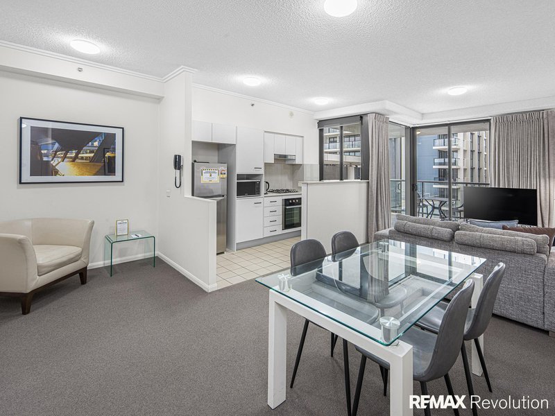 Photo - 2605/212 Margaret Street, Brisbane City QLD 4000 - Image 1