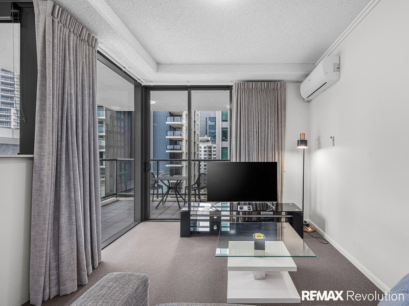 Photo - 2605/212 Margaret Street, Brisbane City QLD 4000 - Image 8