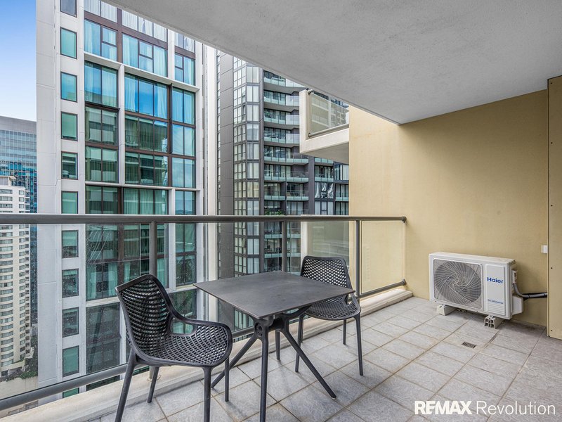Photo - 2605/212 Margaret Street, Brisbane City QLD 4000 - Image 12