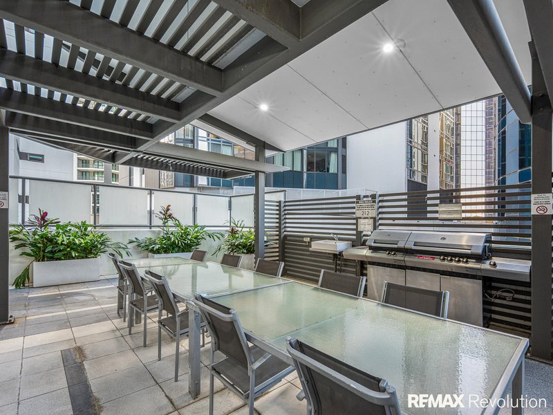 Photo - 2605/212 Margaret Street, Brisbane City QLD 4000 - Image 16
