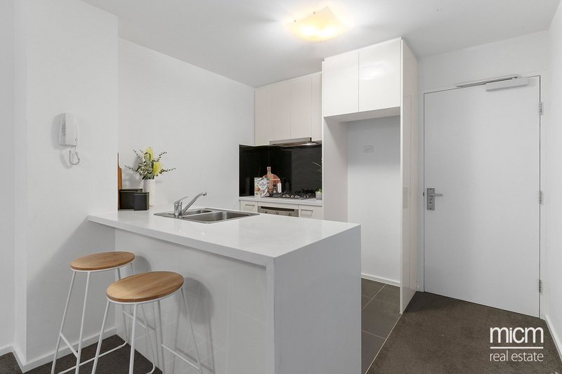 Photo - 2605/241 City Road, Southbank VIC 3006 - Image 4