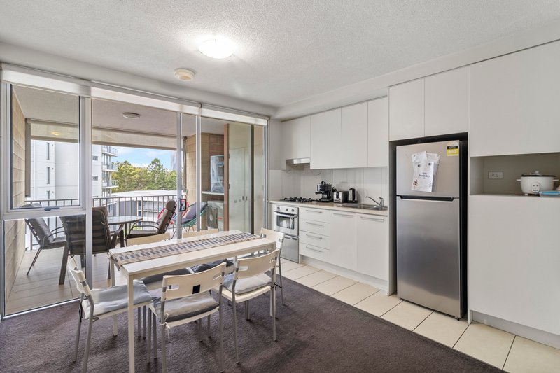 Photo - 2607/59 Blamey Street, Kelvin Grove QLD 4059 - Image 3