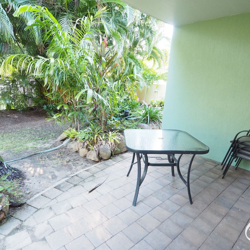 Photo - 26/1-19 Poinciana Street, Holloways Beach QLD 4878 - Image 6