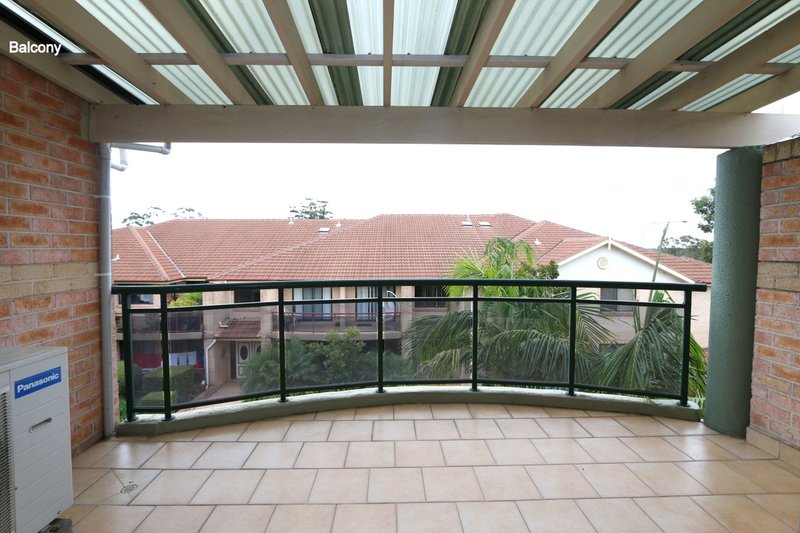 Photo - 26/1 Cheriton Avenue, Castle Hill NSW 2154 - Image 9