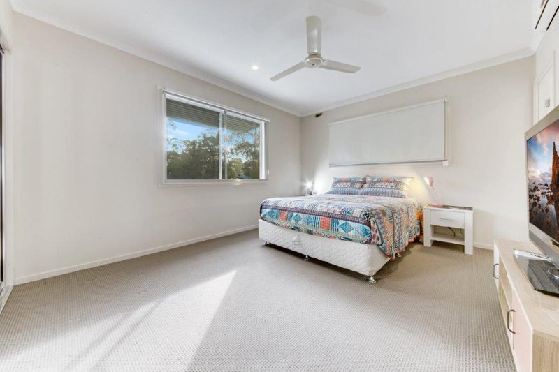 Photo - 26/1 Collins Lane, Kin Kora QLD 4680 - Image 6