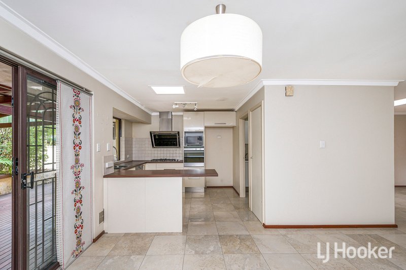 Photo - 2/61 Connelly Way, Booragoon WA 6154 - Image 10