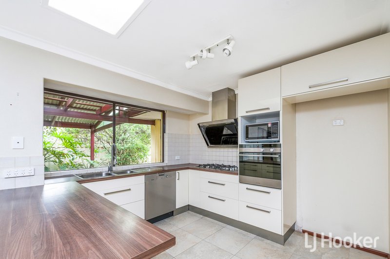 Photo - 2/61 Connelly Way, Booragoon WA 6154 - Image 15