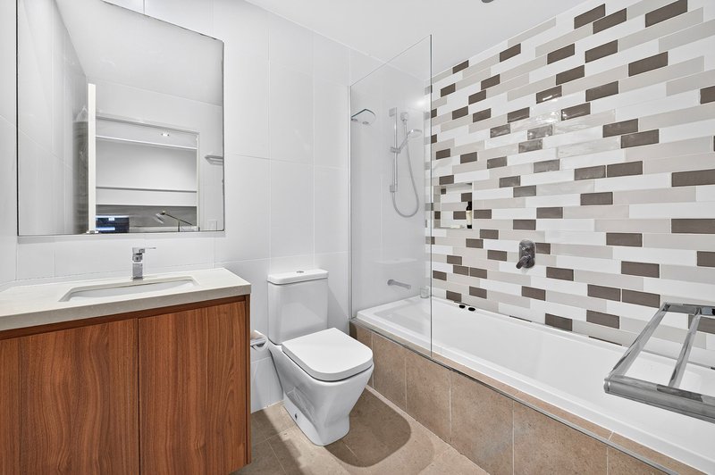 Photo - 2/61 Killeen Street, Nundah QLD 4012 - Image 12