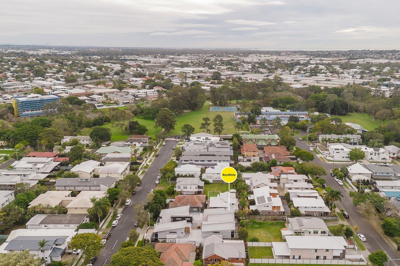 Photo - 2/61 Killeen Street, Nundah QLD 4012 - Image 16