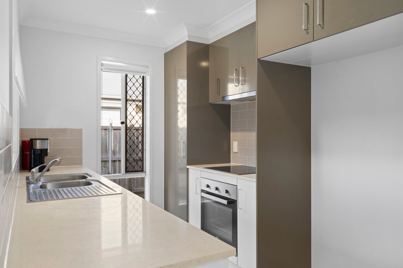 Photo - 2/61 Montana Circuit, Logan Reserve QLD 4133 - Image 3