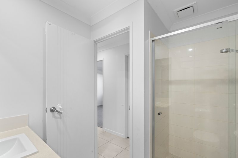 Photo - 2/61 Montana Circuit, Logan Reserve QLD 4133 - Image 7