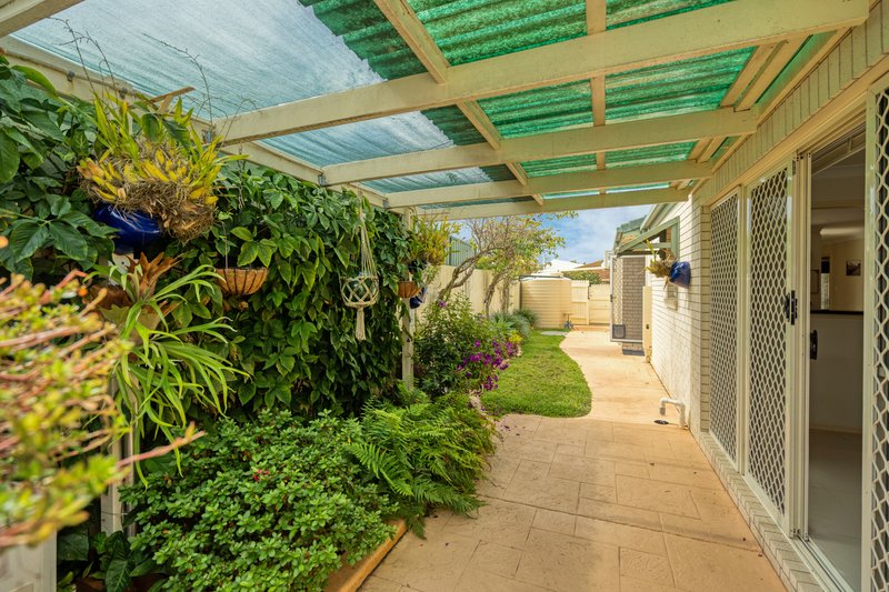 Photo - 2/61 Pacific Drive, Banksia Beach QLD 4507 - Image 11