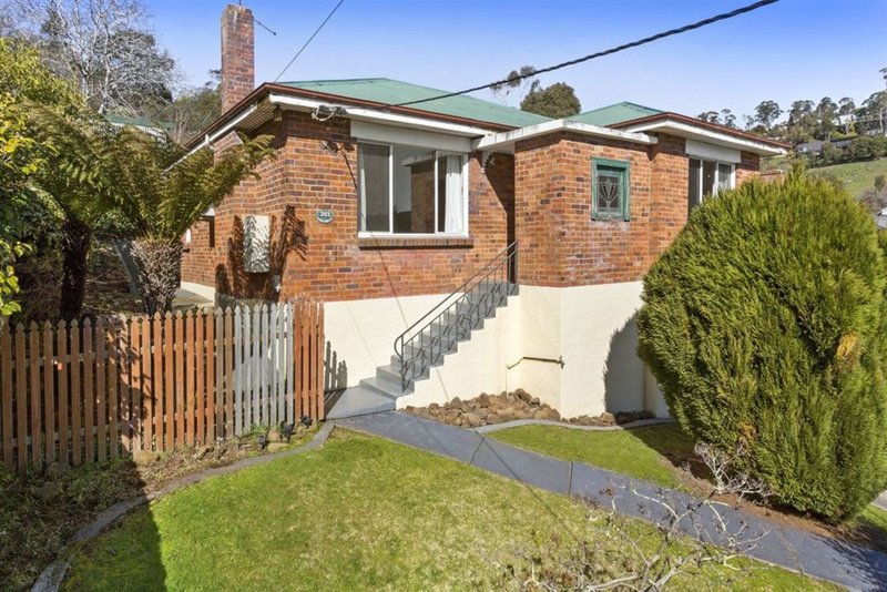 Photo - 261 Upper York Street, West Launceston TAS 7250 - Image 11