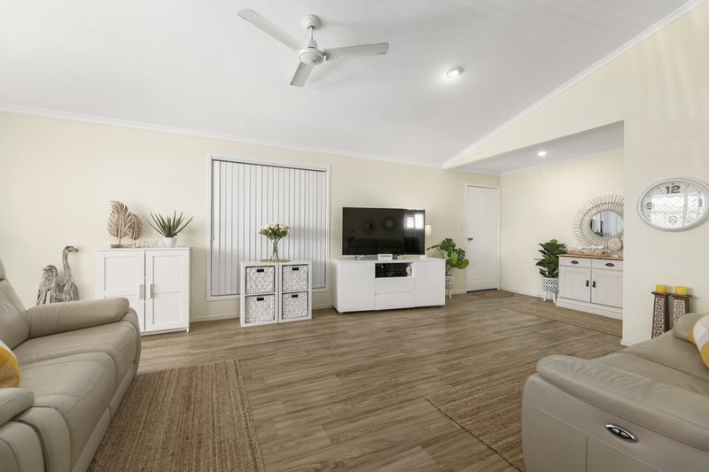 Photo - 26/1 Webster Road, Palm Lakes Resort , Deception Bay QLD 4508 - Image 5