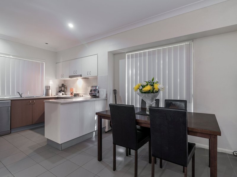 Photo - 26/10 Mcewan Street, Richlands QLD 4077 - Image 6