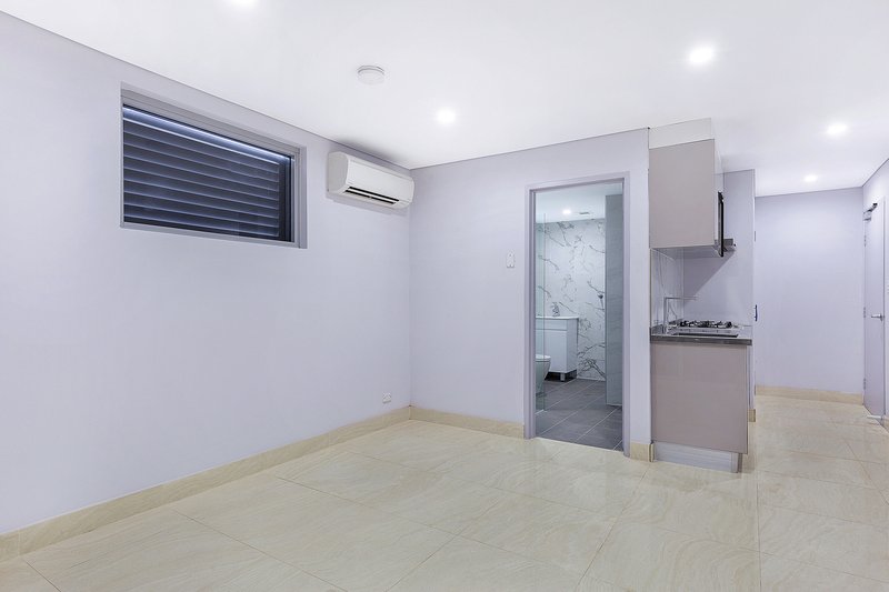 Photo - 26/11 Stuart Street, Concord West NSW 2138 - Image 4
