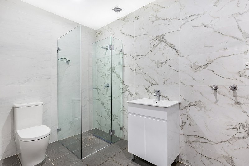 Photo - 26/11 Stuart Street, Concord West NSW 2138 - Image 5