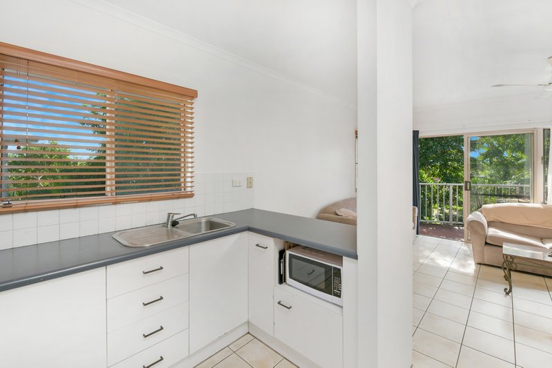 Photo - 26/129-135 Oleander Street, Holloways Beach QLD 4878 - Image 3