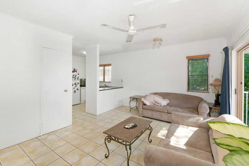 Photo - 26/129-135 Oleander Street, Holloways Beach QLD 4878 - Image 5