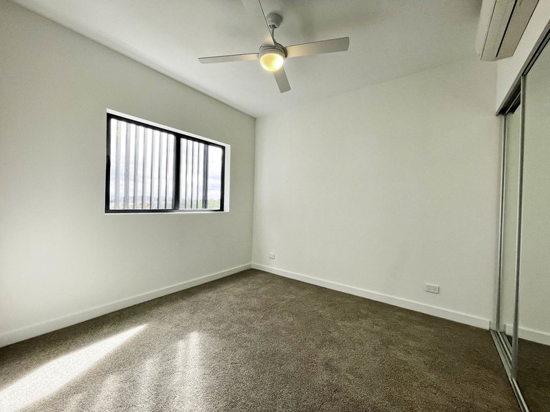 Photo - 26/137 Eugaree St, , Southport QLD 4215 - Image 4