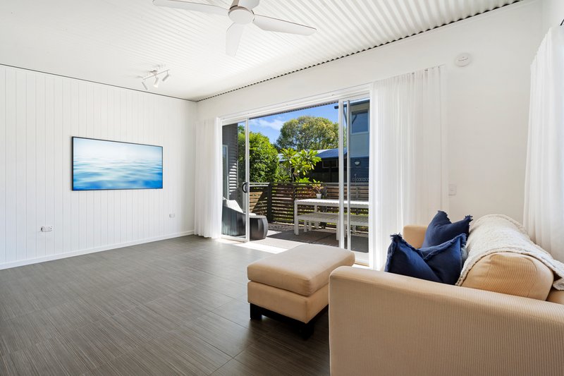 Photo - 2/614-618 Casuarina Way, Casuarina NSW 2487 - Image 3