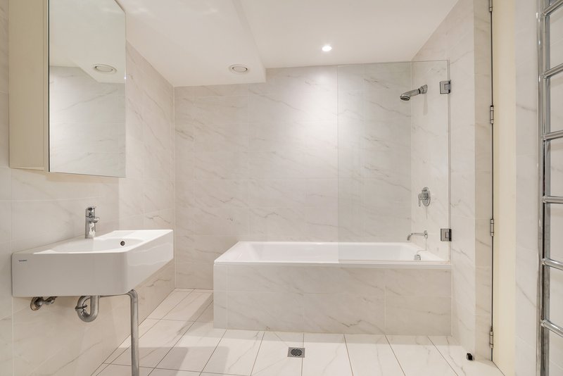 Photo - 26/15-27 Hutchinson Street, Surry Hills NSW 2010 - Image 5