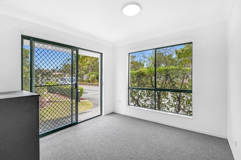 Photo - 26/156 Greenacre Drive, Arundel QLD 4214 - Image 9