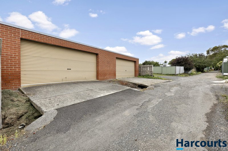 Photo - 2/615A Skipton Street, Redan VIC 3350 - Image 13