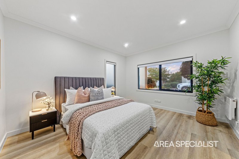 Photo - 26/17 Edgeware Close, Pakenham VIC 3810 - Image 9