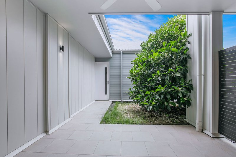 Photo - 26/18 Foreshore Street, Coomera QLD 4209 - Image 4