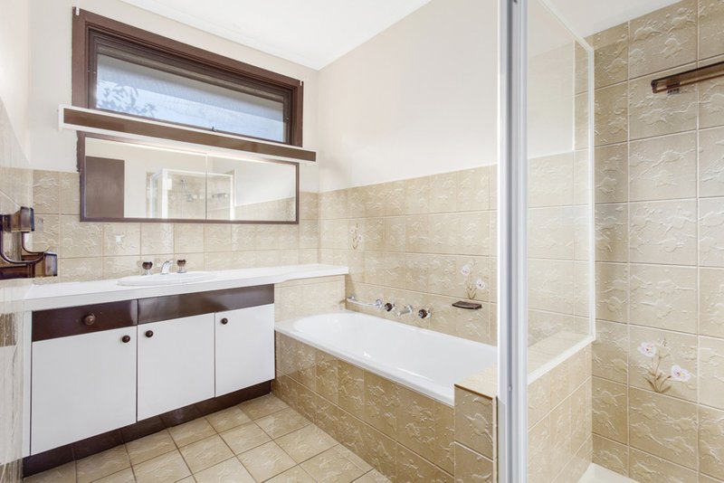 Photo - 2/62-64 Railway Road, Carnegie VIC 3163 - Image 5