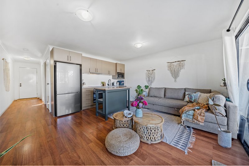 Photo - 2/62-64 River Hills Road, Eagleby QLD 4207 - Image 6