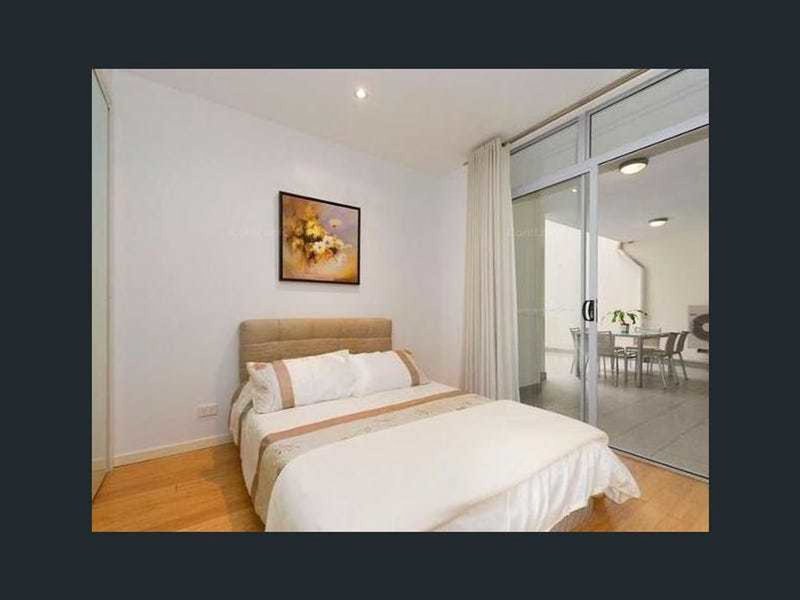 Photo - 2/62 Arthur Street, Fortitude Valley QLD 4006 - Image 6