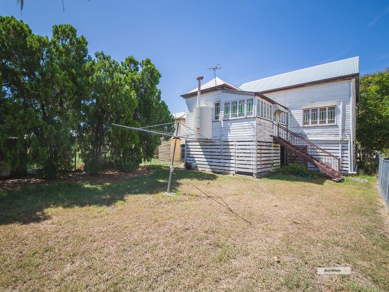 Photo - 262 George Street, Rockhampton City QLD 4700 - Image 13