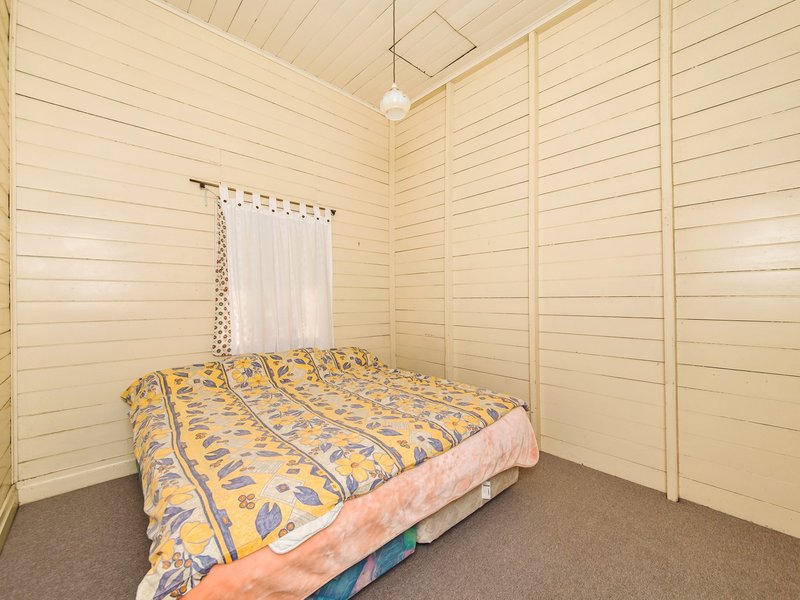 Photo - 262 George Street, Rockhampton City QLD 4700 - Image 4