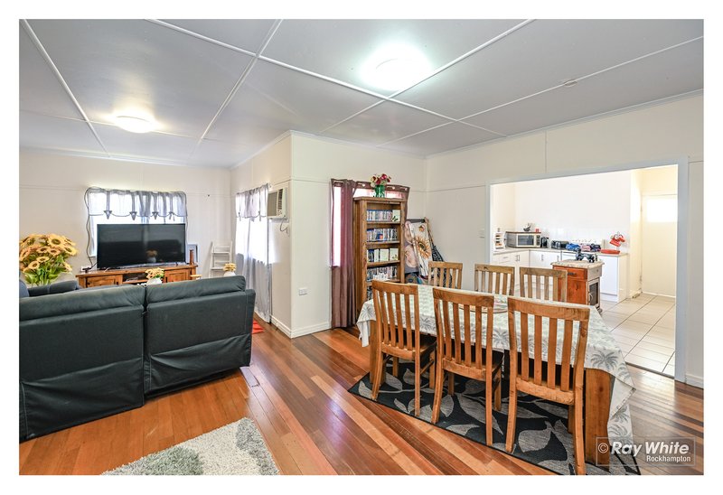 Photo - 262 Hook Street, Berserker QLD 4701 - Image 5