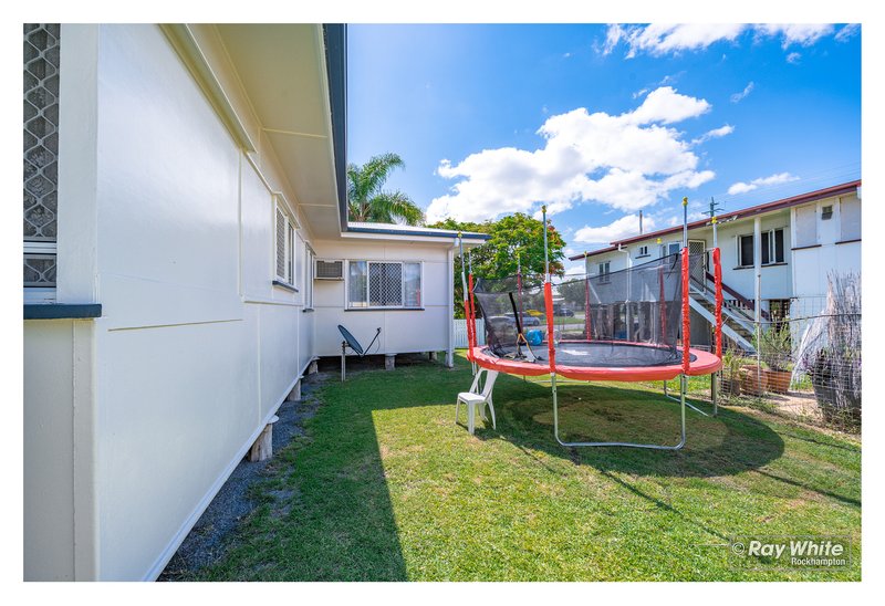 Photo - 262 Hook Street, Berserker QLD 4701 - Image 13