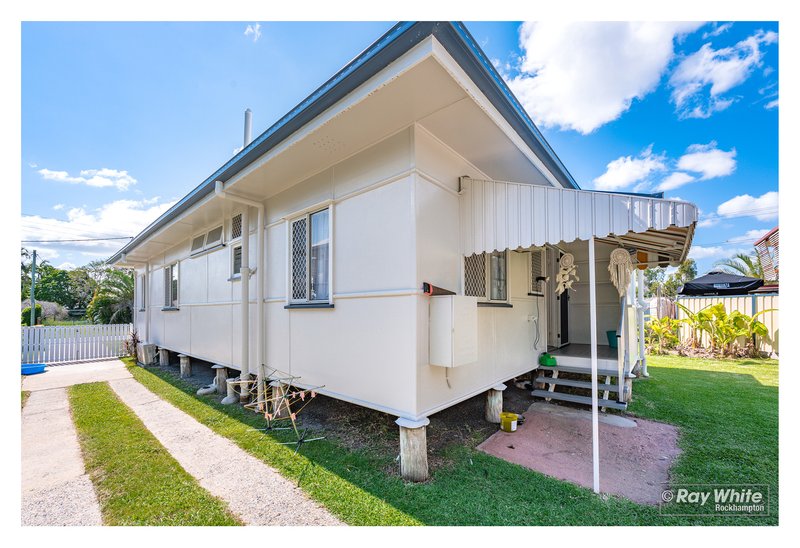 Photo - 262 Hook Street, Berserker QLD 4701 - Image 17