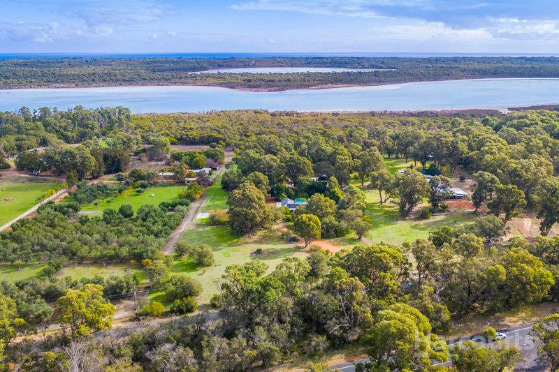 Photo - 262 Newnham Road, Lake Clifton WA 6215 - Image 32