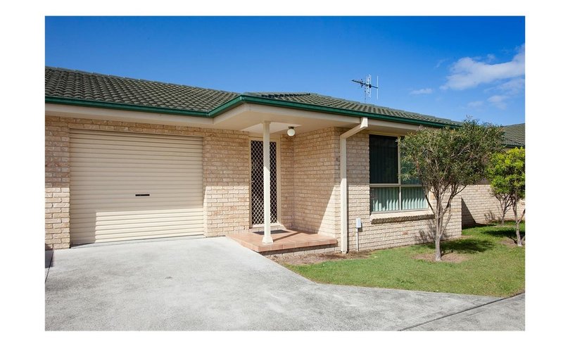 2/62 Old Bar Road, Old Bar NSW 2430