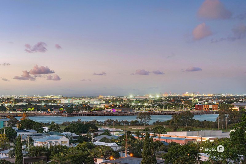 Photo - 262 Oxford Street, Balmoral QLD 4171 - Image 2