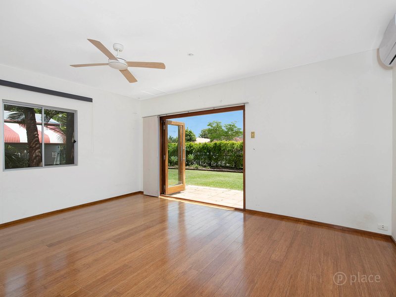 Photo - 262 Oxley Road, Graceville QLD 4075 - Image 11