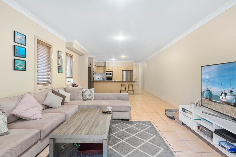 Photo - 2/62 Palm Beach Avenue, Palm Beach QLD 4221 - Image 1