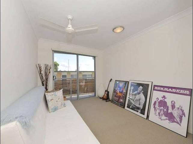 Photo - 2/62 Shetland Street, Morningside QLD 4170 - Image 5