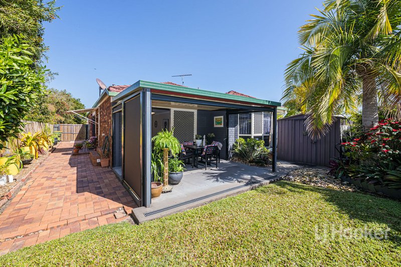 Photo - 2/62 Topsail Circuit, Banksia Beach QLD 4507 - Image 6