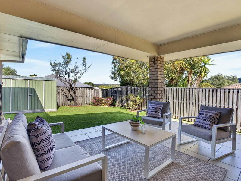 Photo - 262 Universal Street, Oxenford QLD 4210 - Image 4
