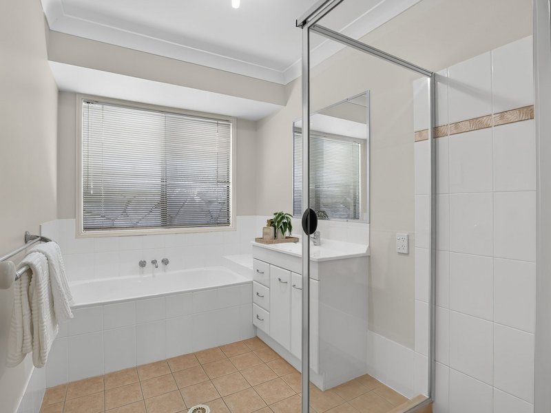 Photo - 262 Universal Street, Oxenford QLD 4210 - Image 16