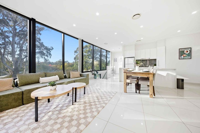 Photo - 2/620 Blaxland Road, Eastwood NSW 2122 - Image 2