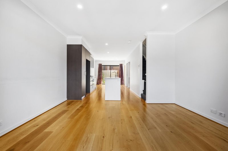 Photo - 26/23 Wanderlight Avenue, Lawson ACT 2617 - Image 10