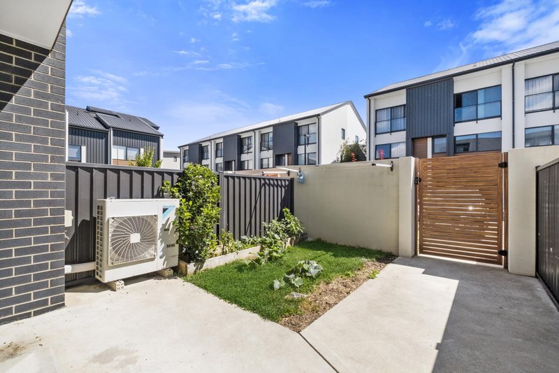 Photo - 26/23 Wanderlight Avenue, Lawson ACT 2617 - Image 14